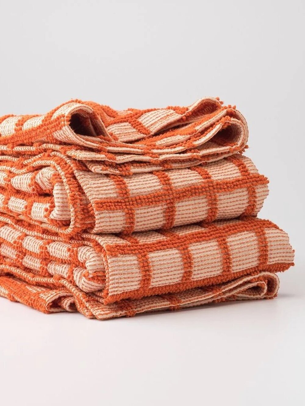 Schoolhouse Popcorn Grid Coverlet – Tangerine
